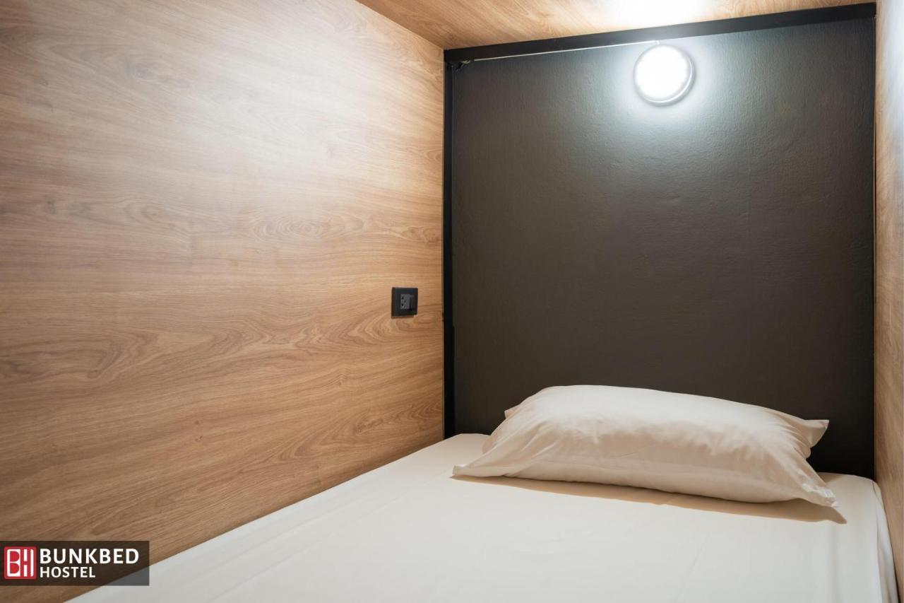Bunkbed Hostel Makkasan Экстерьер фото